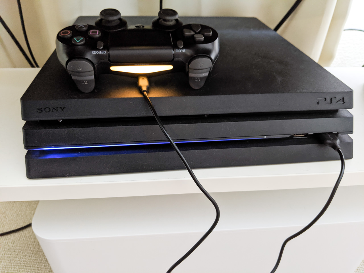 【5種類くらべてみた】PS4のコントローラーの充電方法【ワイヤレスが最強】 PlayStation研究所 【5種類くらべてみた】PS4のコントローラーの充電方法【ワイヤレスが最強】 PlayStation研究所